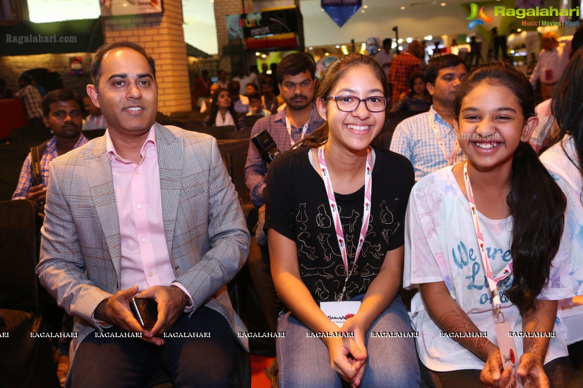 Sachin Tendulkar Announces Winners of National Corporate Bowling Tournament at Smaaash