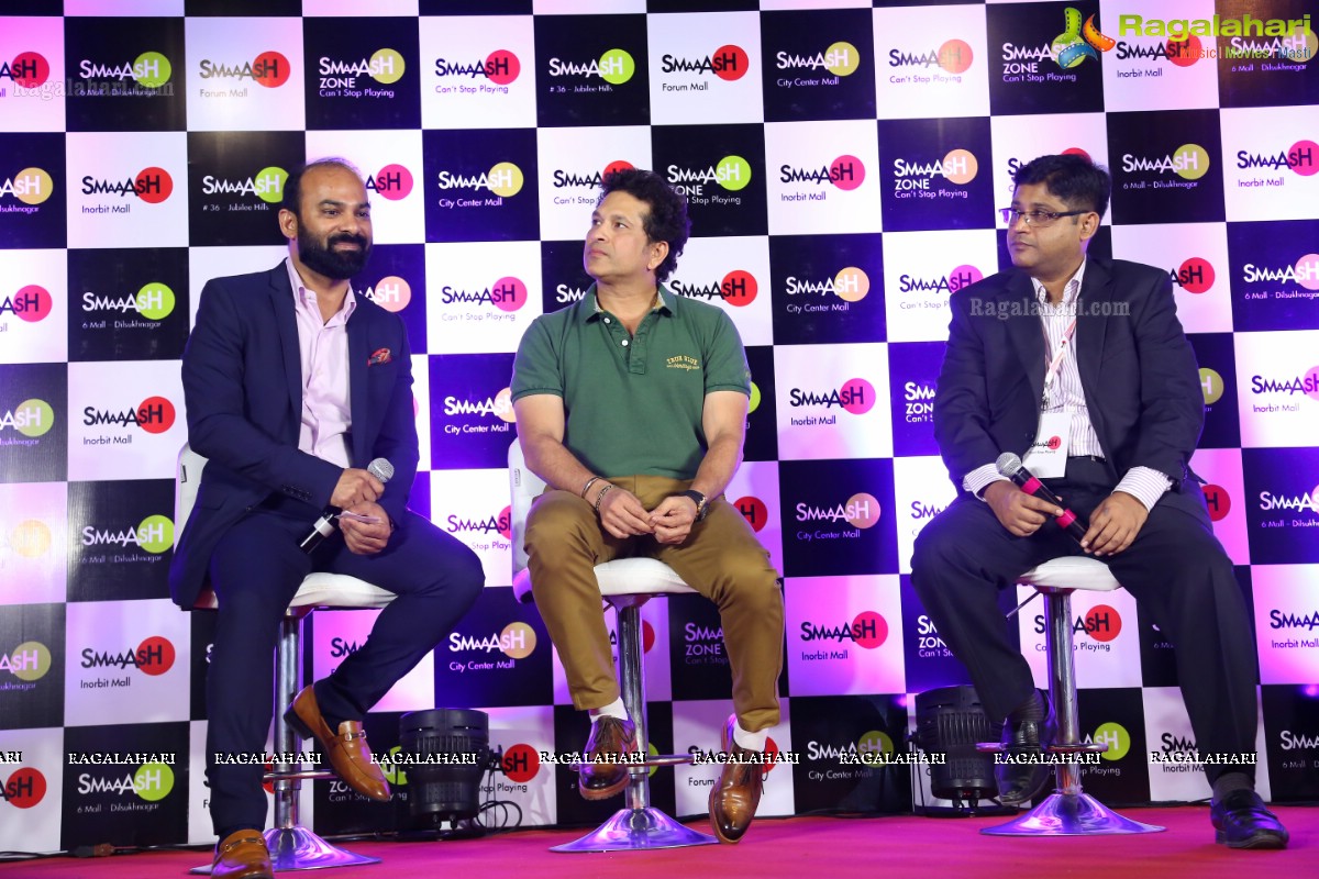 Sachin Tendulkar Announces Winners of National Corporate Bowling Tournament at Smaaash