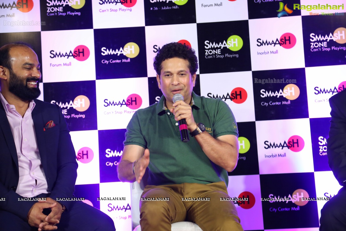 Sachin Tendulkar Announces Winners of National Corporate Bowling Tournament at Smaaash