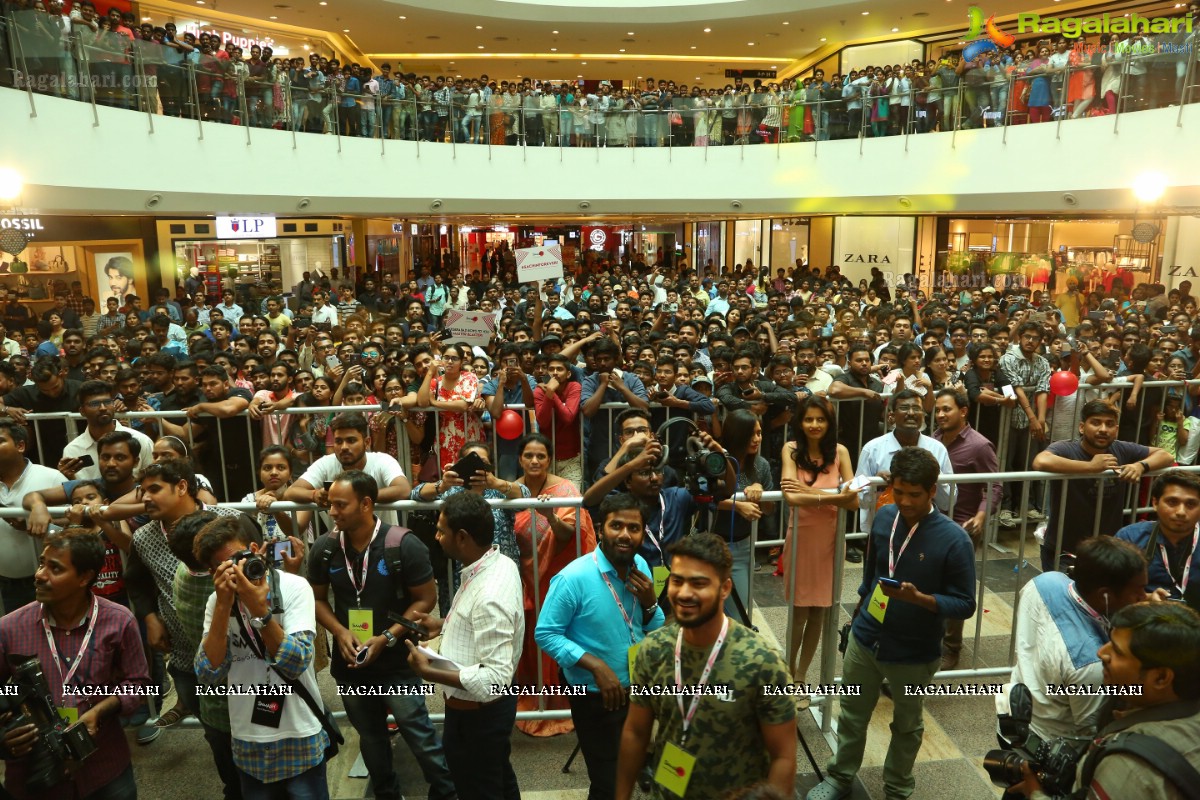 Sachin Tendulkar Announces Winners of National Corporate Bowling Tournament at Smaaash