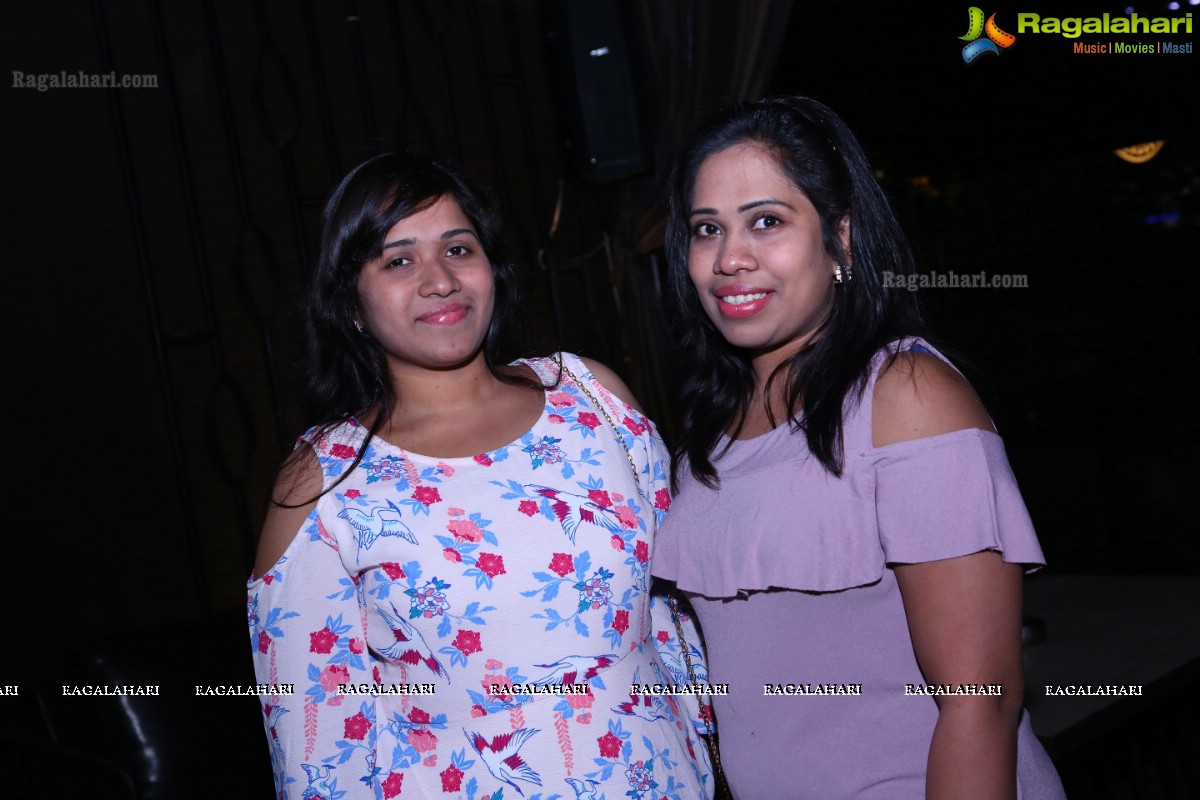 Sucharitha Reddy-Anil 10th Wedding Anniversary Celebrations at Farzi Cafe