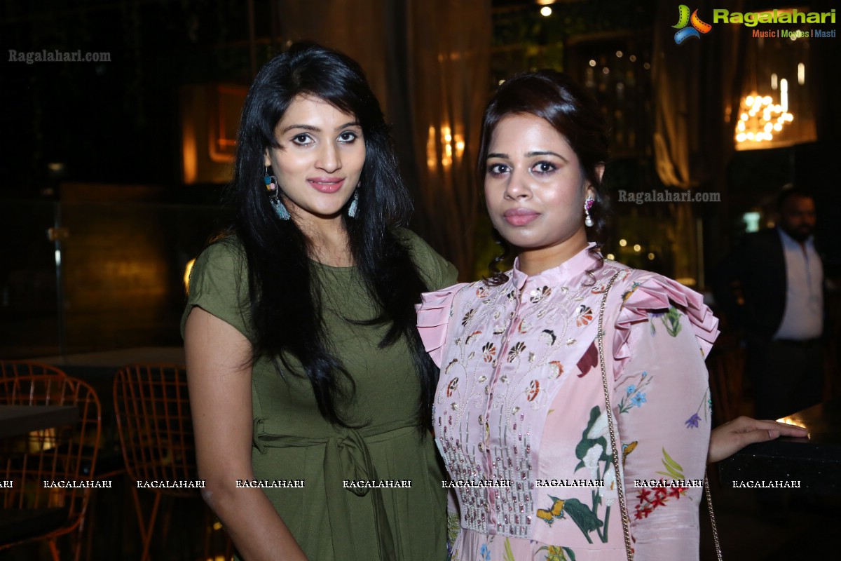 Sucharitha Reddy-Anil 10th Wedding Anniversary Celebrations at Farzi Cafe