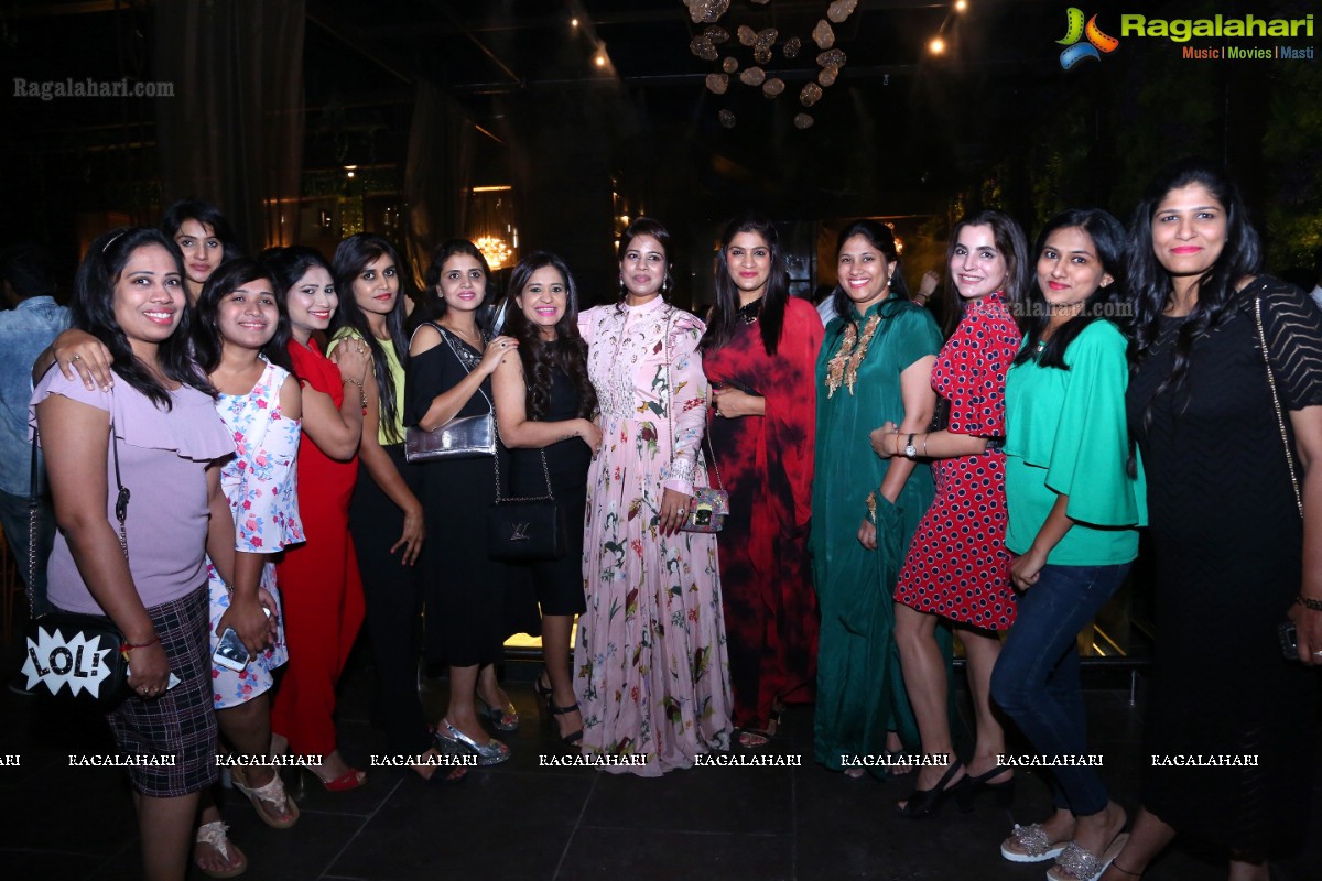 Sucharitha Reddy-Anil 10th Wedding Anniversary Celebrations at Farzi Cafe