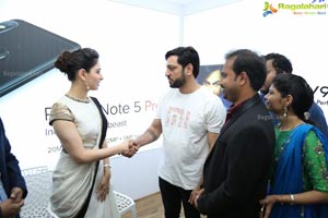 Tamannaah Happi Mobiles Store