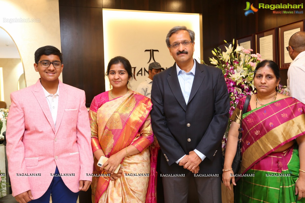 Tanishq, India’s Most Trusted Jeweller Opens Its New Showroom at Kompally