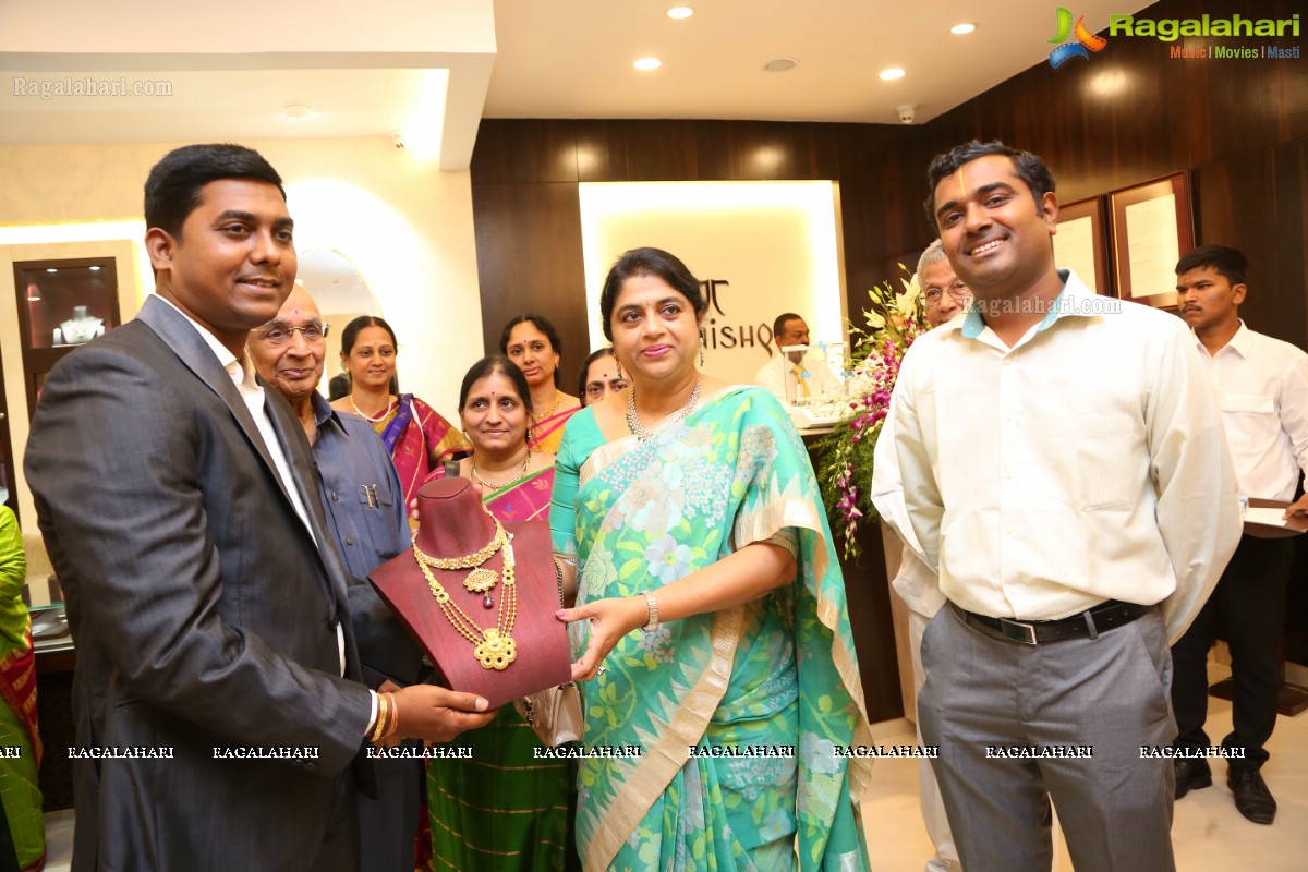 Tanishq, India’s Most Trusted Jeweller Opens Its New Showroom at Kompally