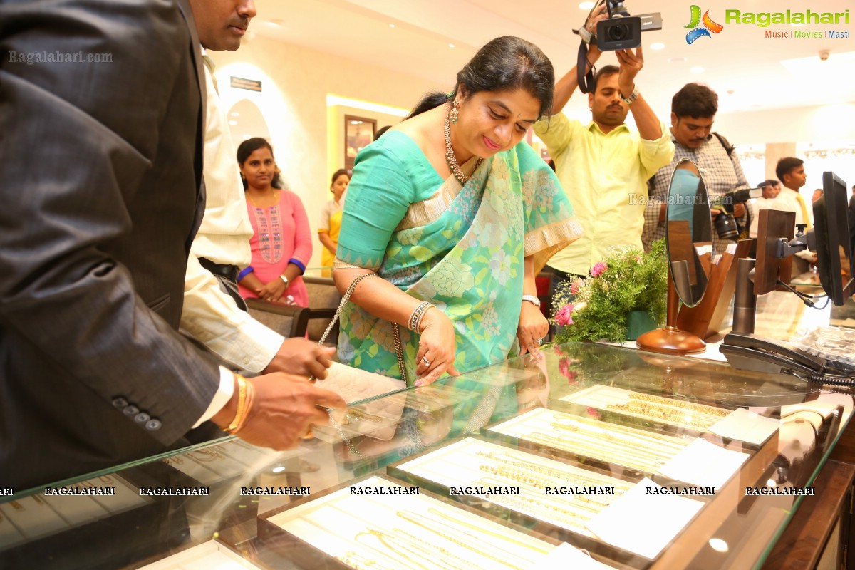 Tanishq, India’s Most Trusted Jeweller Opens Its New Showroom at Kompally