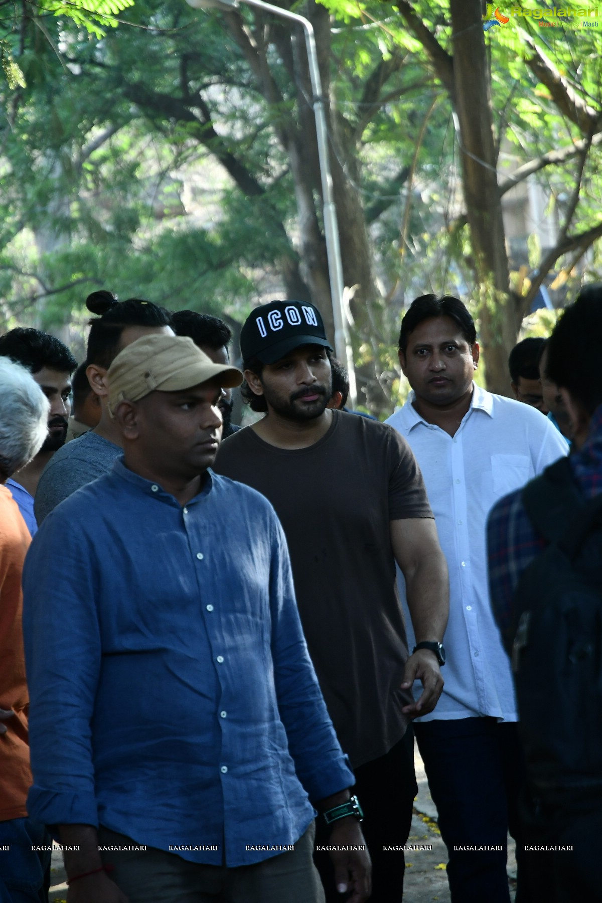 Celebrities Cast their Vote for Lok Sabha Elections 2019 Phase-1 at FNCC