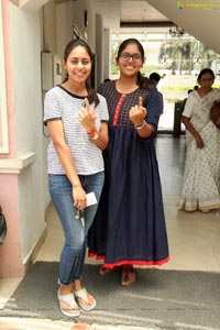 Celebrities Cast their Vote for Lok Sabha Elections
