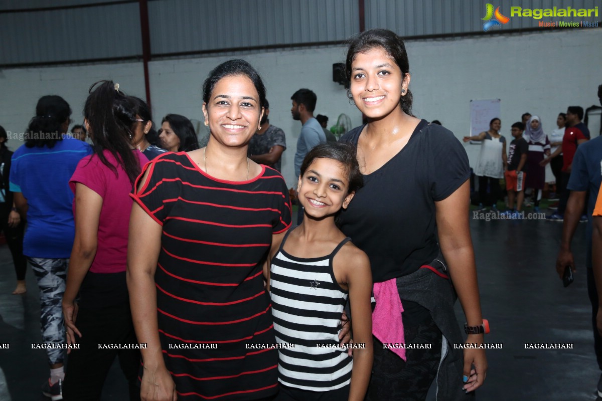 Abhimanika Presents Mom Athletic - The Fitness Movement