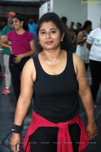 Abhimanika Presents Mom Athletic - The Fitness Movement