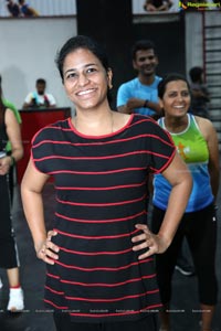 Abhimanika Presents Mom Athletic - The Fitness Movement