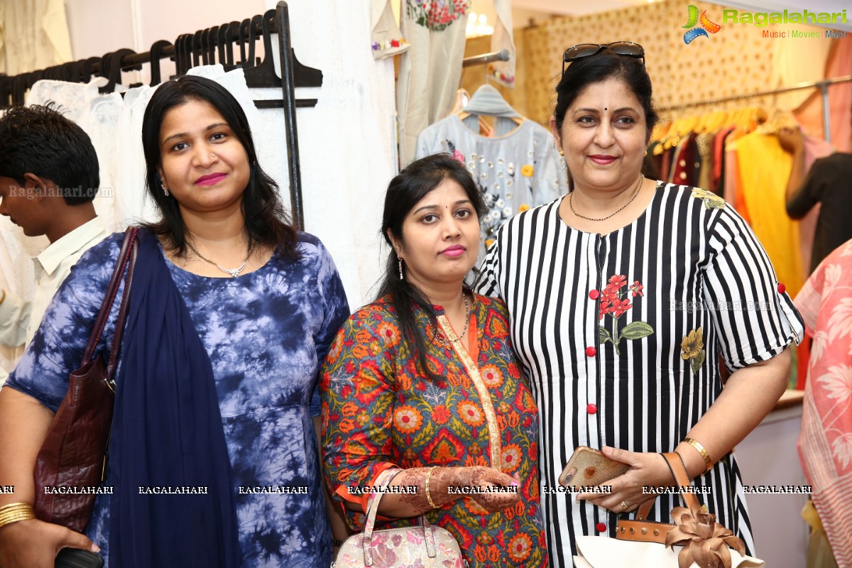 Akriti Elite Exhibition and Sale Kicks Off at Taj Deccan 