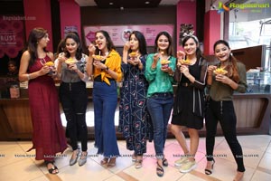 Mr.Alphonso Ice Cream Launch at Cream Stone