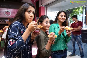 Mr.Alphonso Ice Cream Launch at Cream Stone