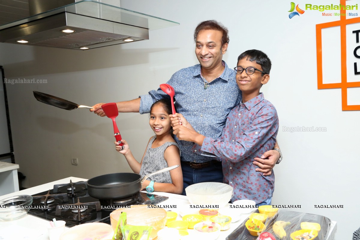 Dad’s Cooking Club: City’s Celebrated Dads Pair up With Their Kids to Cook at 'The Culinary Lounge'