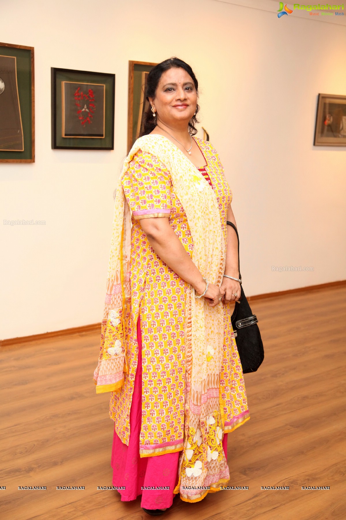 Kalakriti Art Gallery - A Needle, a Stitch & Many Tales by Bapi Das