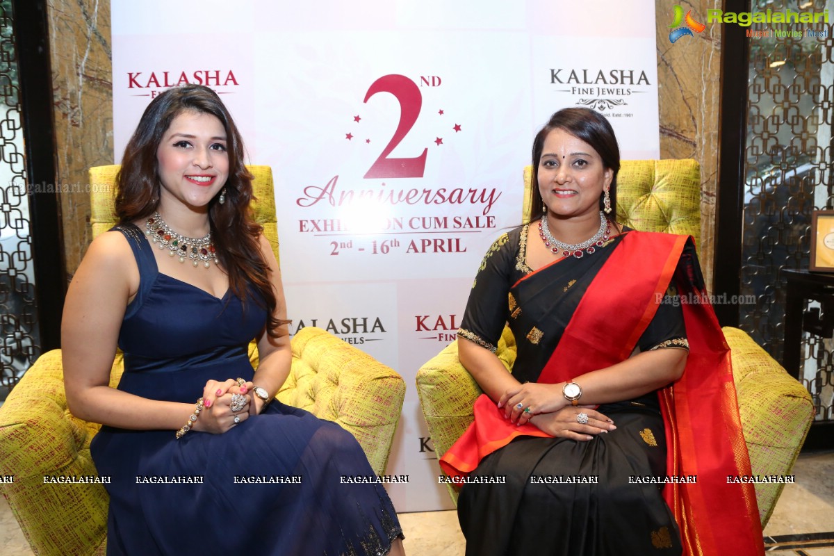 Mannara Chopra Joins Kalasha Fine Jewels 2nd Anniversary Celebrations