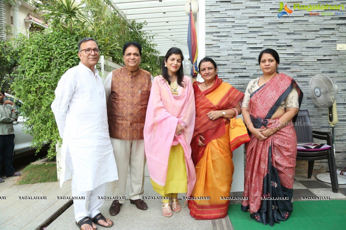 Kavitha Paudwal - Versatile Singer Performed at Hyderabad on the Eve of Mahavir Jayanthi