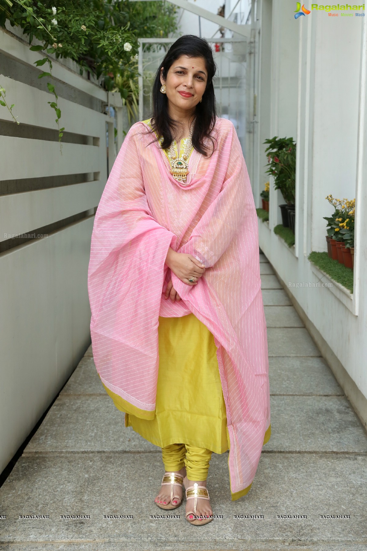 Kavitha Paudwal - Versatile Singer Performed at Hyderabad on the Eve of Mahavir Jayanthi