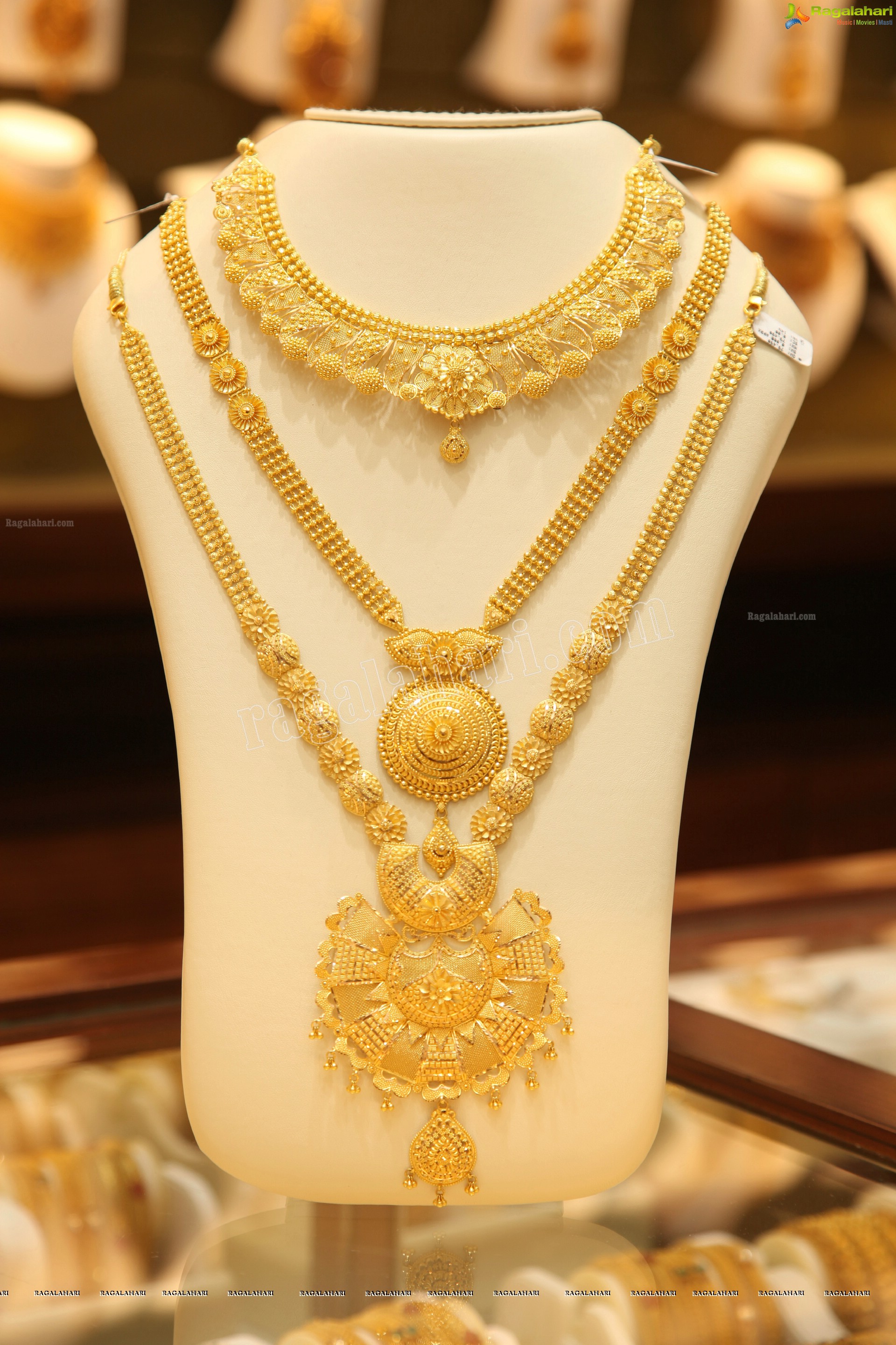 Malabar Gold & Diamonds Jewellery Collection at AS Rao Nagar Showroom