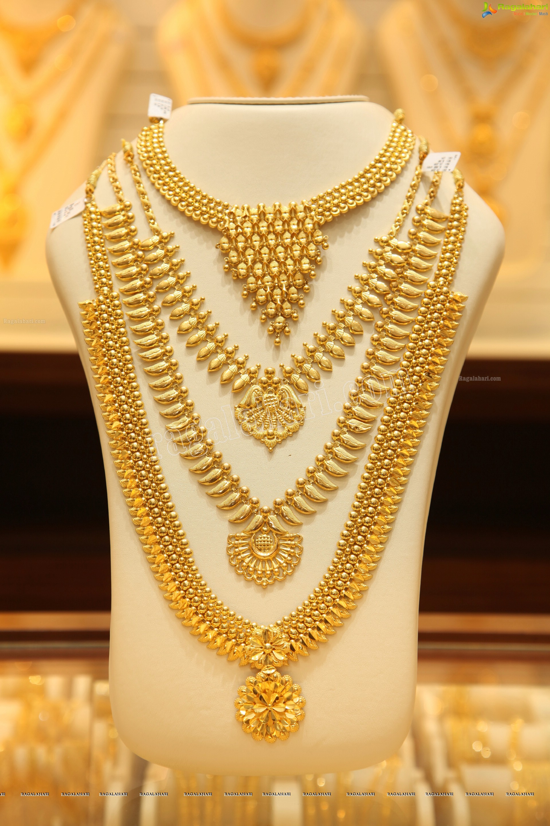 Malabar Gold & Diamonds Jewellery Collection at AS Rao Nagar Showroom