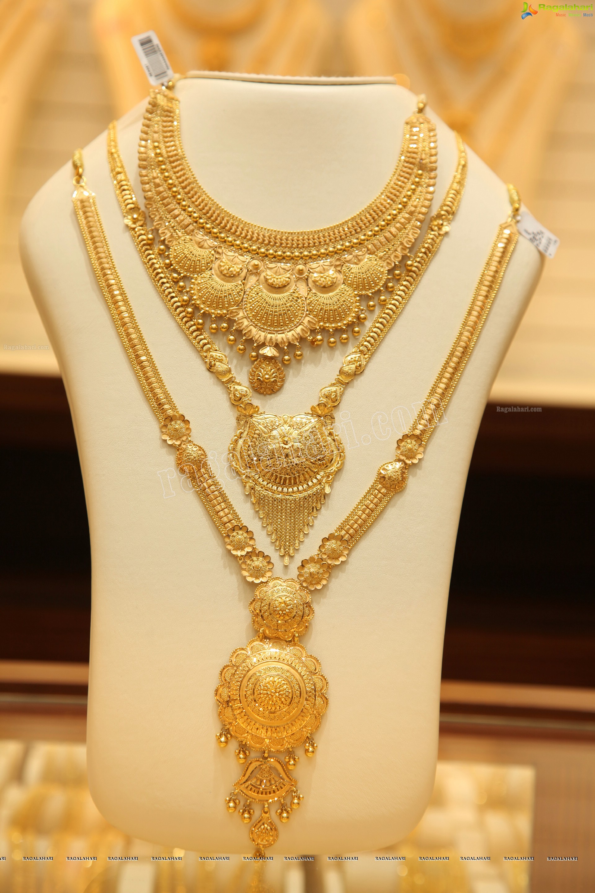 Malabar Gold & Diamonds Jewellery Collection at AS Rao Nagar Showroom