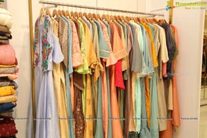 Meena Bazar Launches Its New Showroom at Banjara Hills