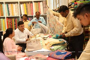 Meena Bazar Launches Its New Showroom at Banjara Hills