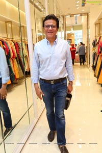 Meena Bazar Launches Its New Showroom at Banjara Hills