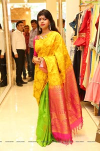 Meena Bazar Launches Its New Showroom at Banjara Hills