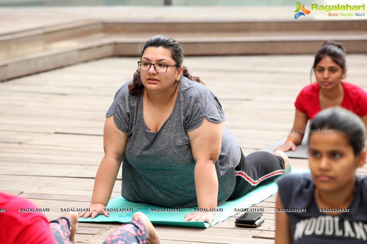 Period YOGA by Rina Hindocha at The Park