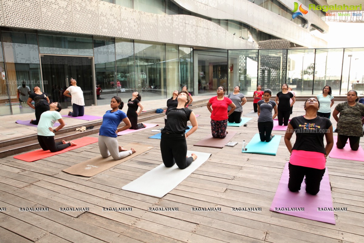 Period YOGA by Rina Hindocha at The Park