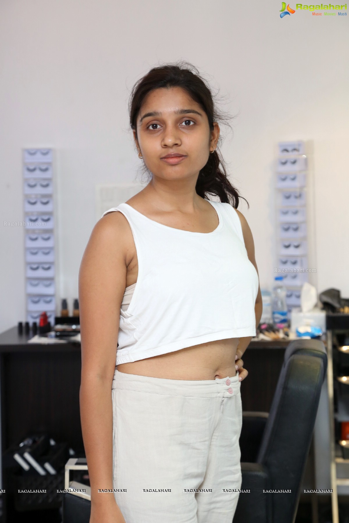 Shapes Style Lounge Presents Free Makeup Workshop at Kondapur