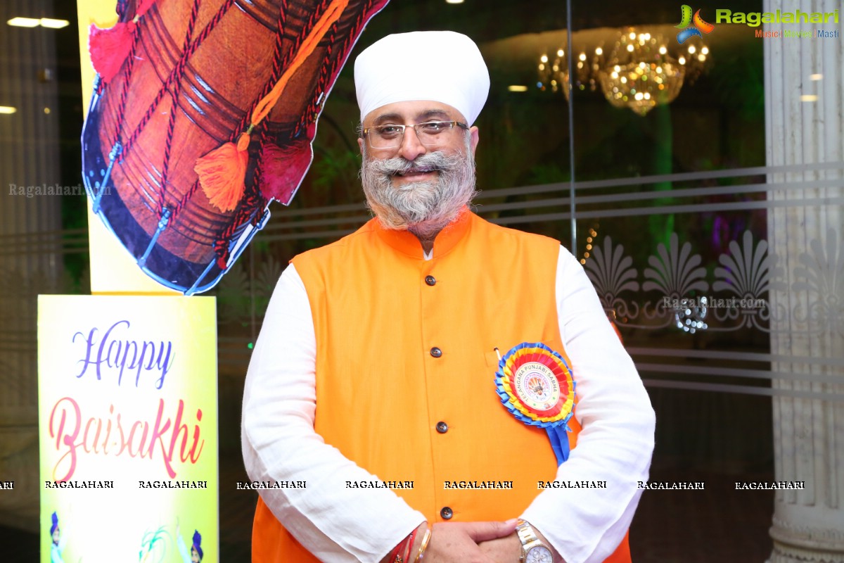 Telangana Punjabi Sabha & Punjabi Seva Samithi Celebrate Baisakhi-2019 at Classic Gardens, Secunderabad