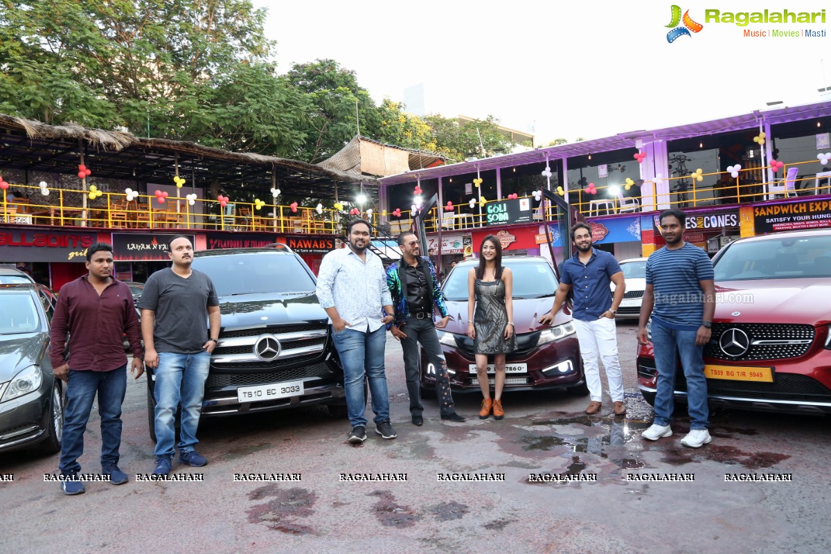 Youngsters Food at Kabara Drive-In in Banjara Hills,Hyderabad