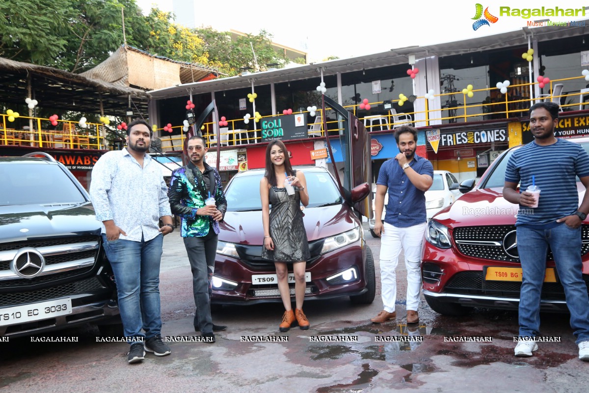 Youngsters Food at Kabara Drive-In in Banjara Hills,Hyderabad