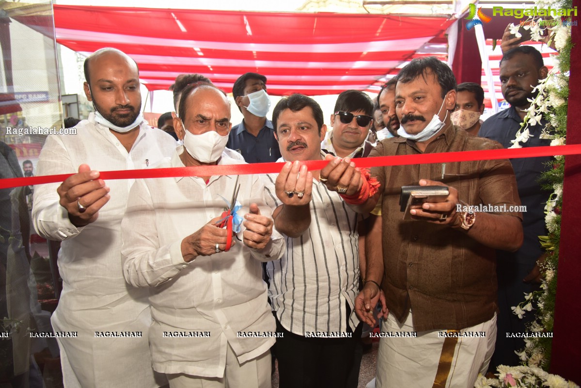 Home Minister Mohamood Ali Inaugurates Attica Gold at Banjara Hills