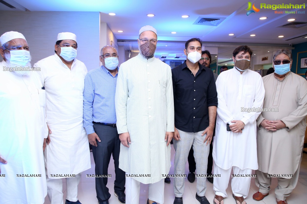 Member of Parliament Lok Sabha and President of AIMIM Party Mr. Asaduddin Owaisi Inaugurates Khan Miya Multi Cuisine Restaurant at Ghansi Bazar