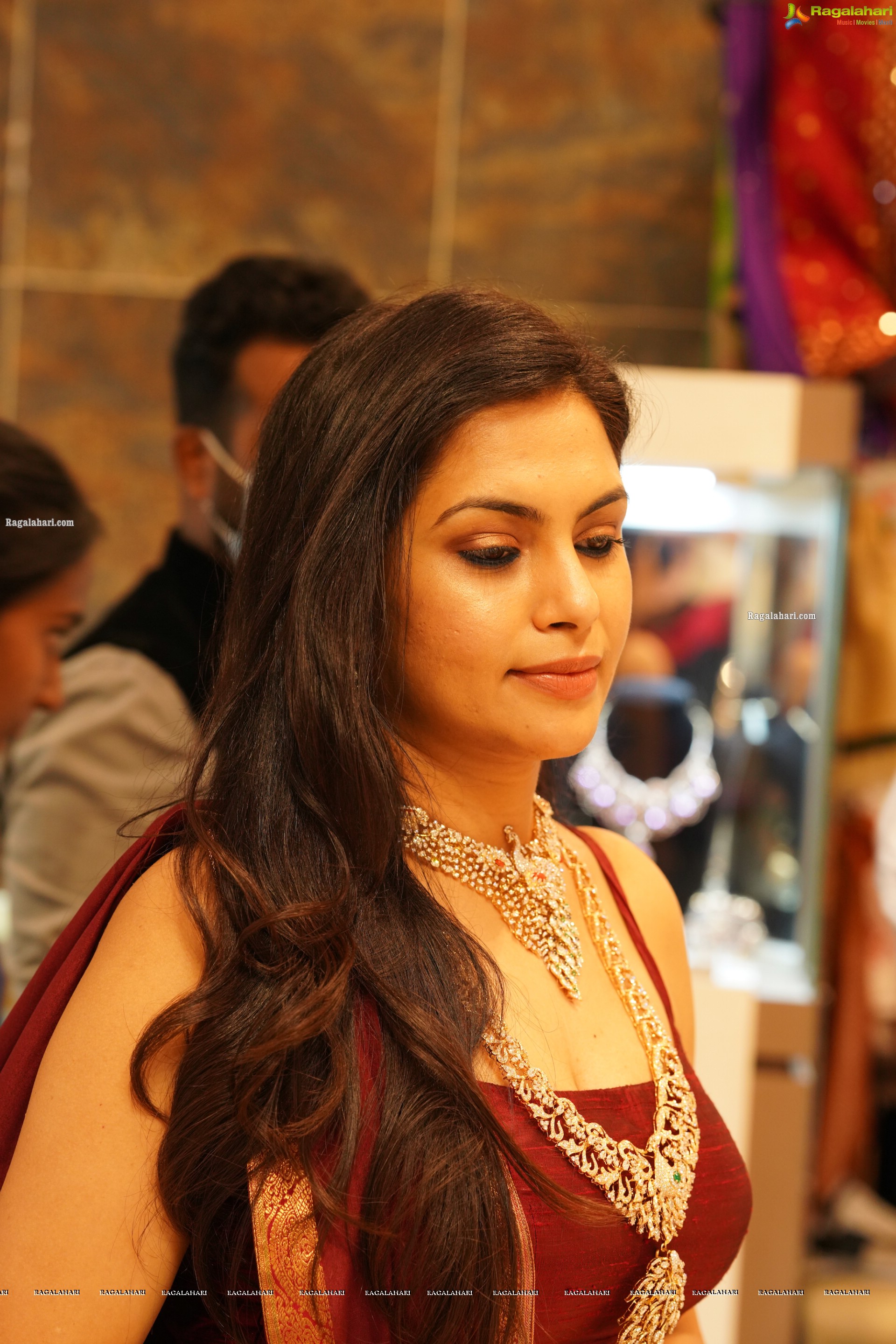 Kirtilals Trunk Show at The Jayanthi Ballal Store Mysore, Inaugurated by Sonu Gowda