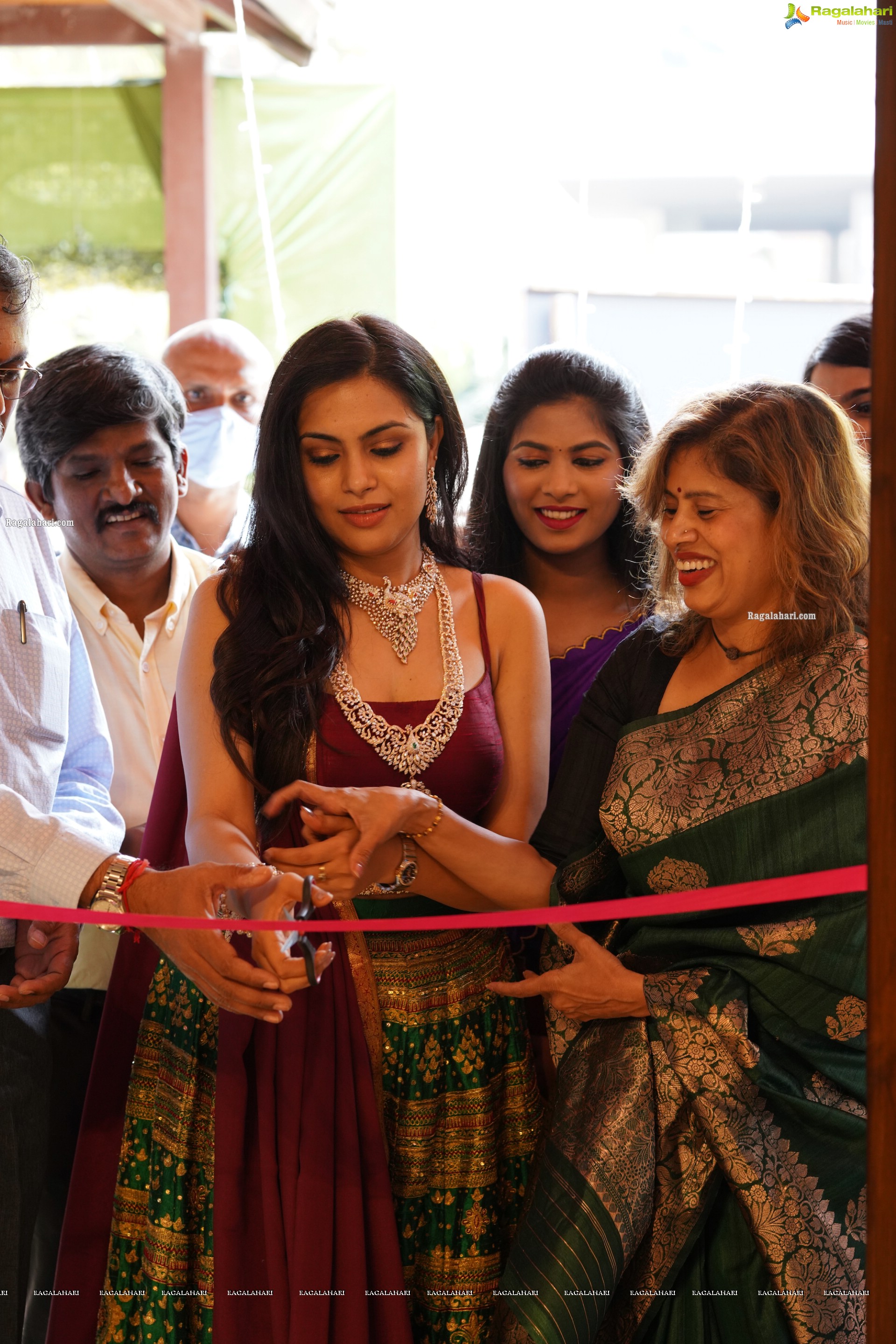 Kirtilals Trunk Show at The Jayanthi Ballal Store Mysore, Inaugurated by Sonu Gowda