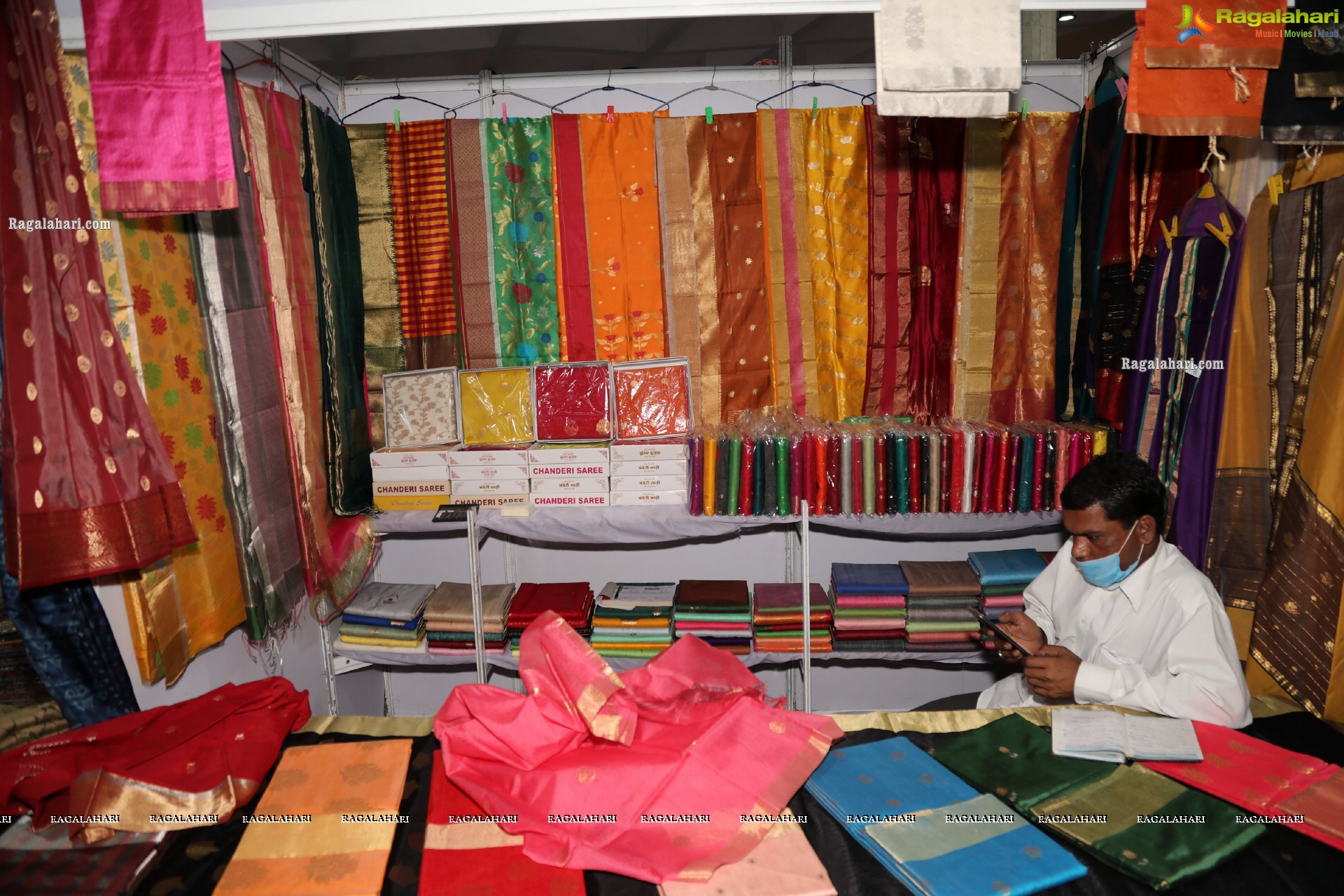 National Silk Expo April-2021 Begins at Sri Satya Sai Nigamagamam, Inaugurated by Vaanya Aggarwal