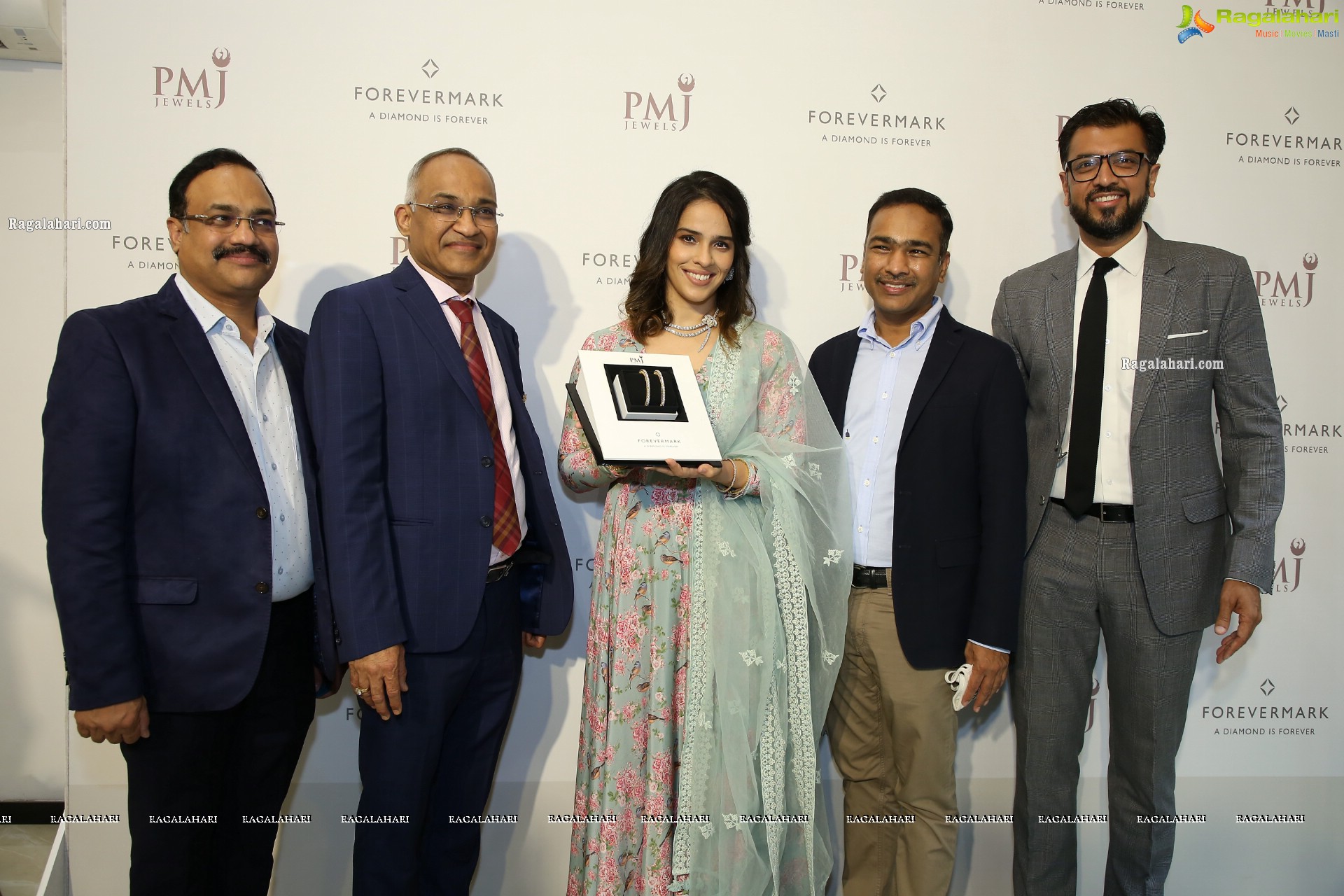 PMJ Jewels Launches The Exclusive Forevermark Circle of Trust Collection in Hyderabad