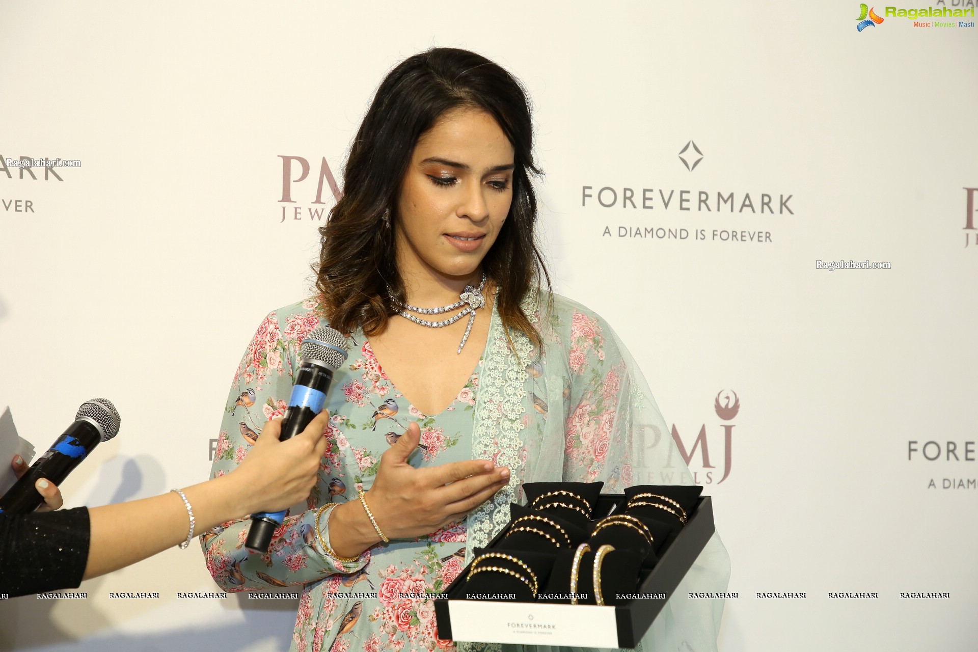 PMJ Jewels Launches The Exclusive Forevermark Circle of Trust Collection in Hyderabad