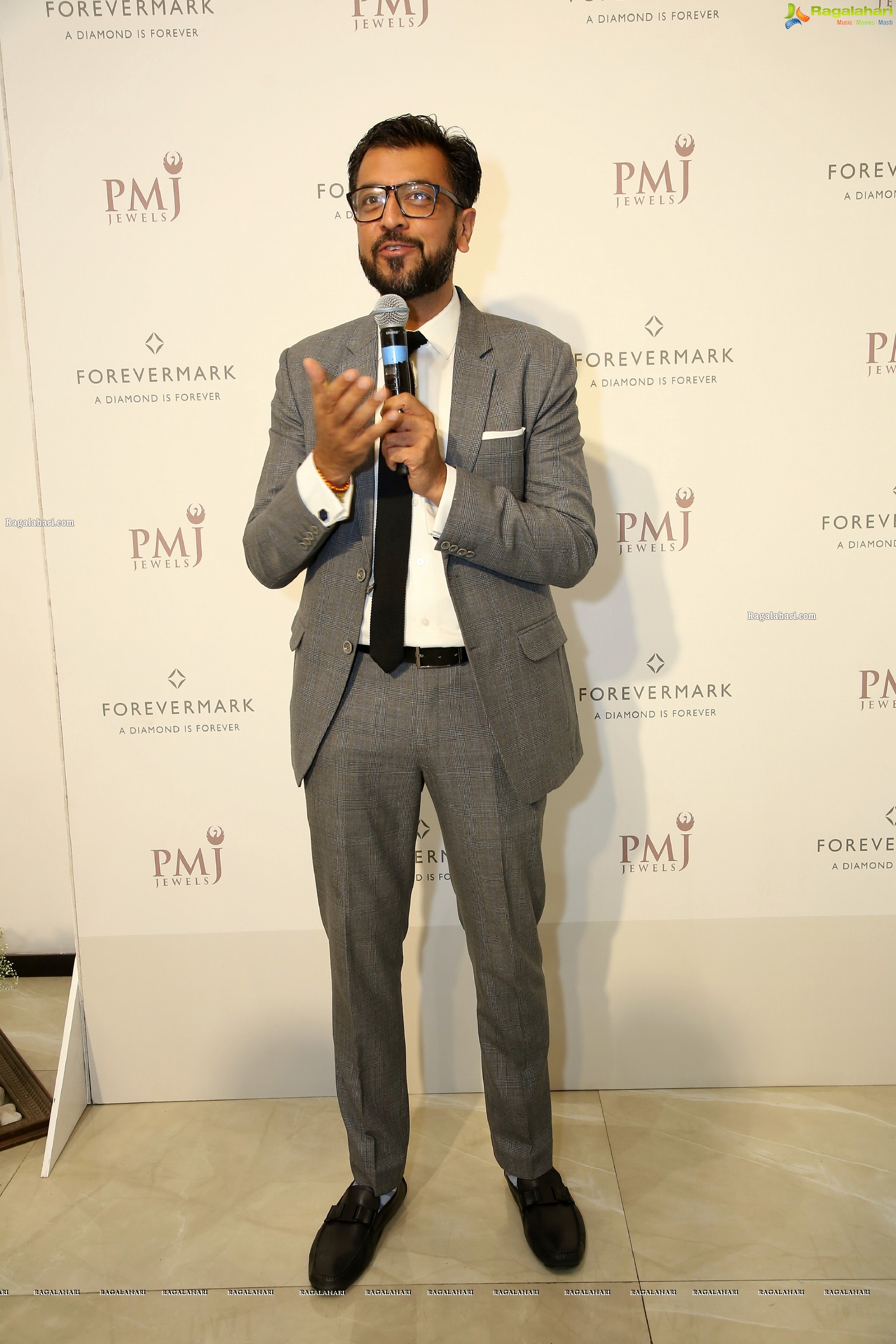 PMJ Jewels Launches The Exclusive Forevermark Circle of Trust Collection in Hyderabad