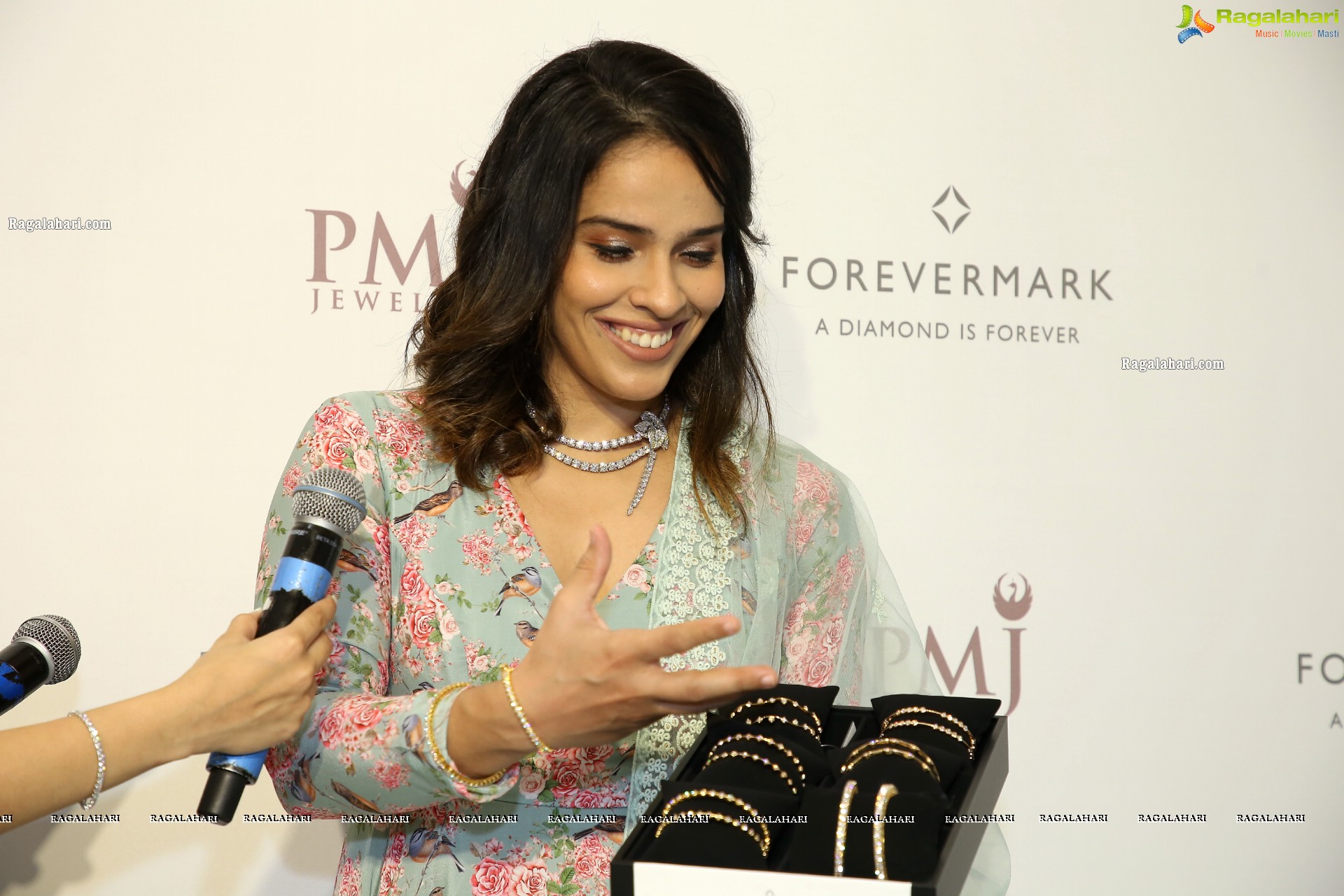 PMJ Jewels Launches The Exclusive Forevermark Circle of Trust Collection in Hyderabad