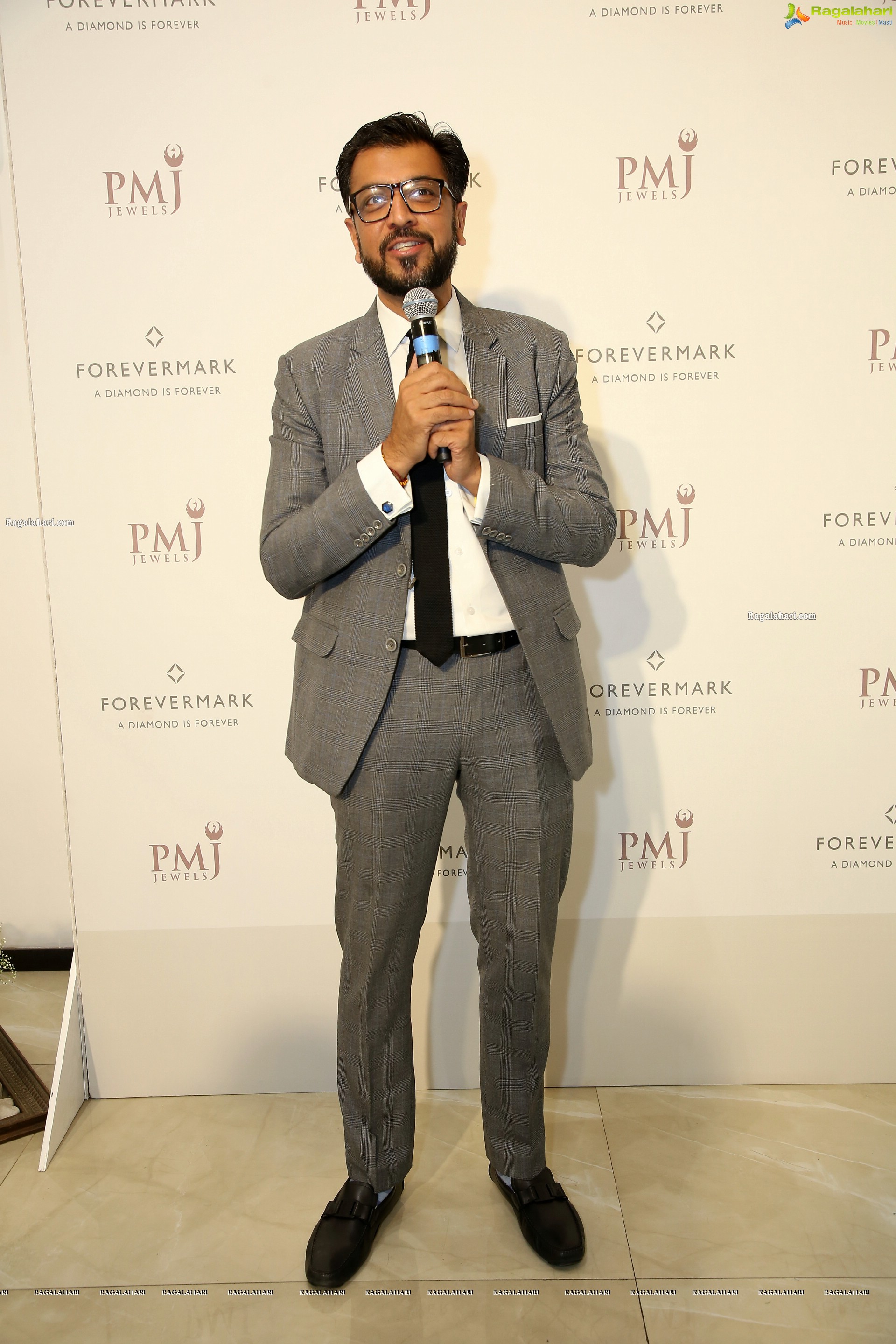 PMJ Jewels Launches The Exclusive Forevermark Circle of Trust Collection in Hyderabad