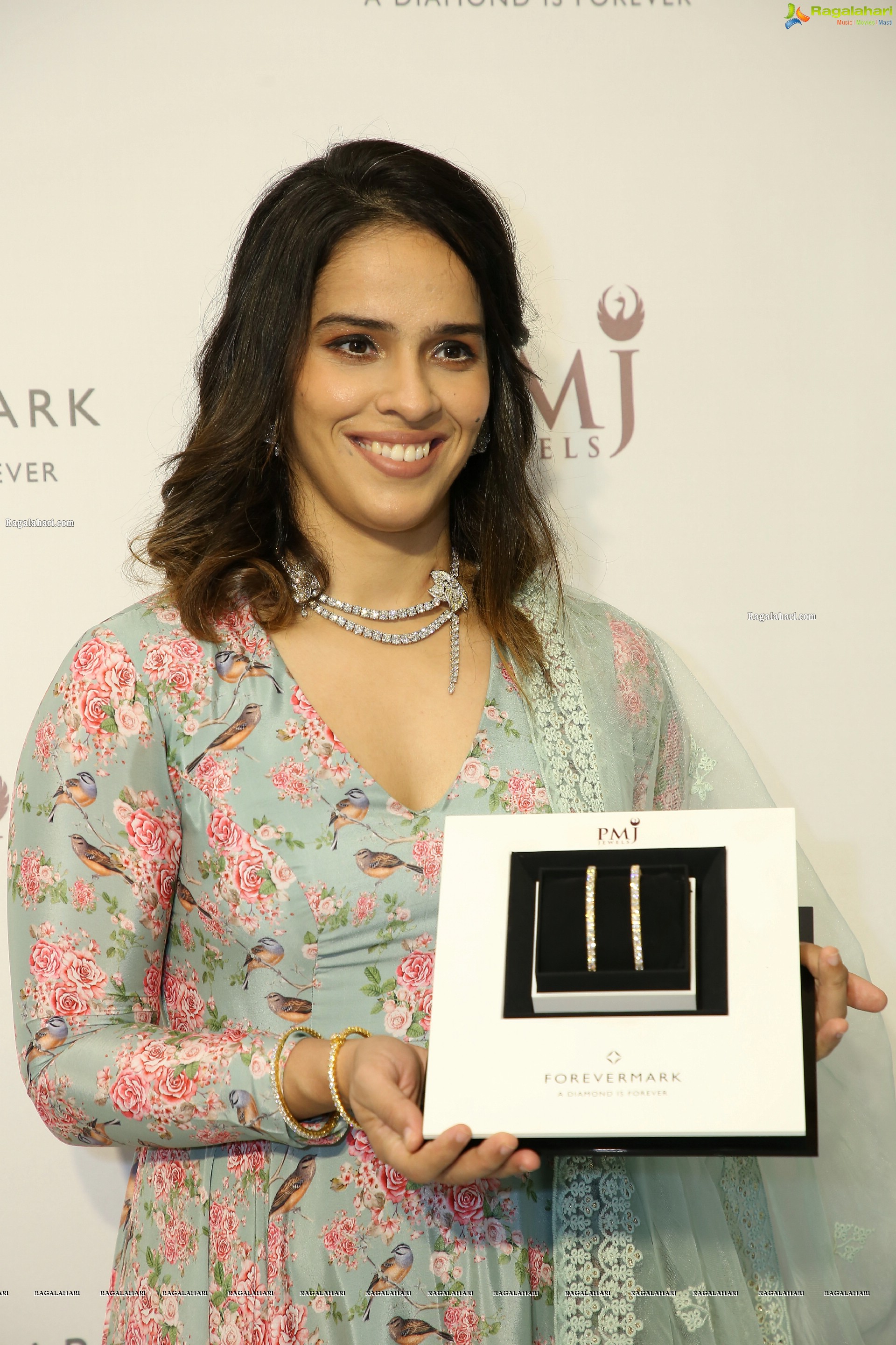 PMJ Jewels Launches The Exclusive Forevermark Circle of Trust Collection in Hyderabad