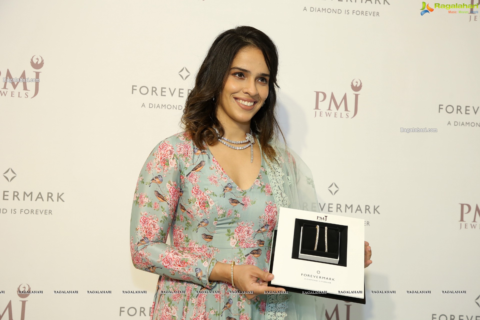 PMJ Jewels Launches The Exclusive Forevermark Circle of Trust Collection in Hyderabad