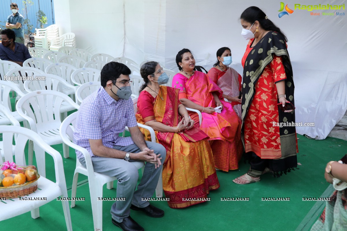 Nandamuri Vasundhara Devi Inaugurates Pure-O-Natural Fruits and Vegetables 33rd Outlet at Kokapet, Hyderabad